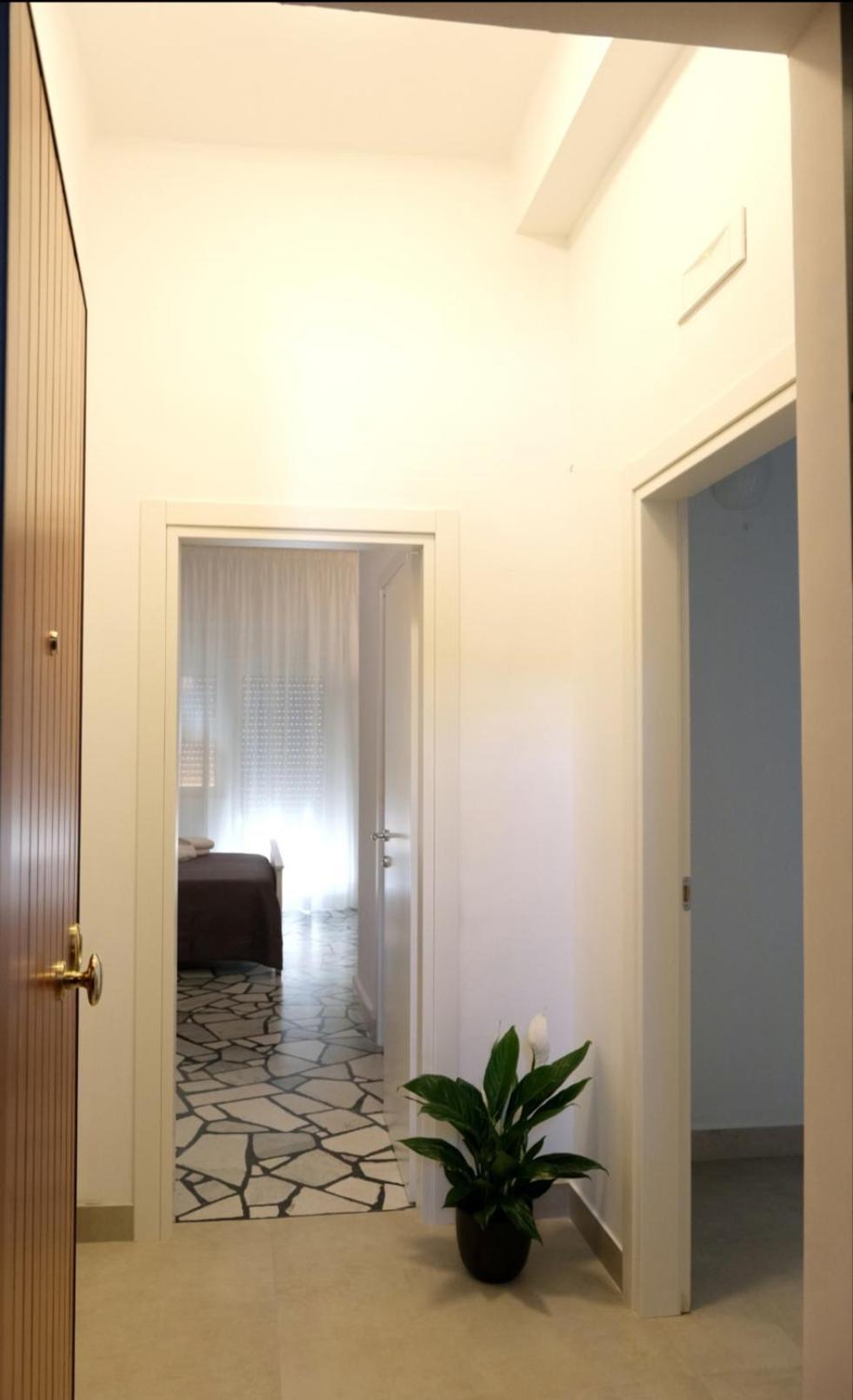 Sole & Luna Guest House Бари Экстерьер фото