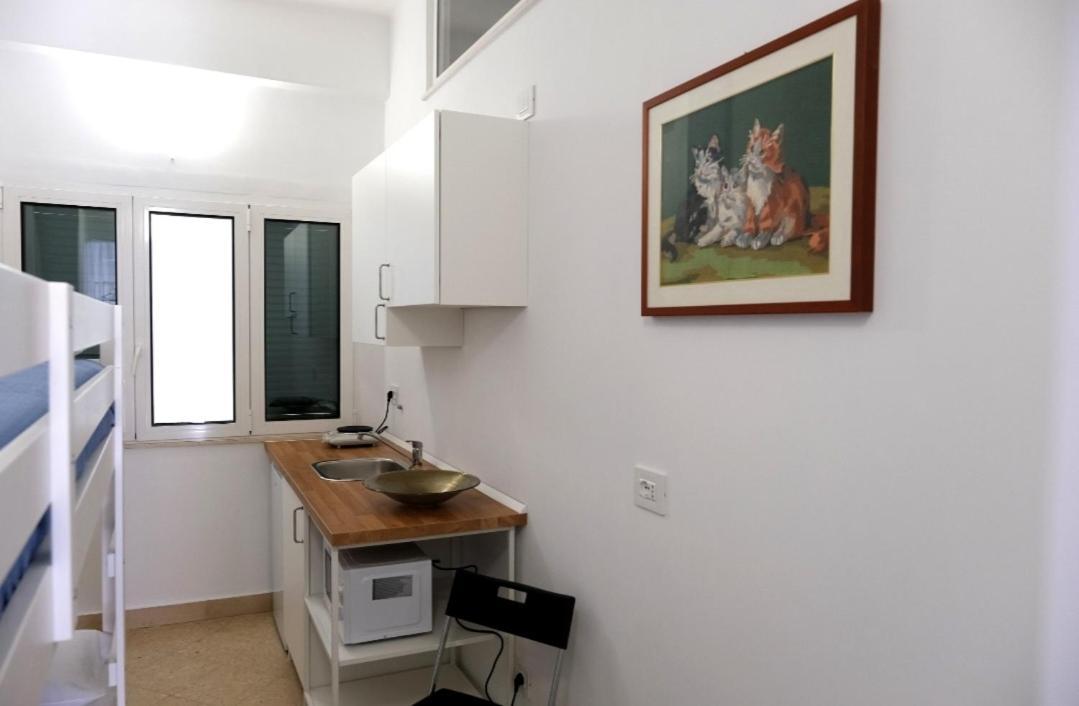 Sole & Luna Guest House Бари Экстерьер фото